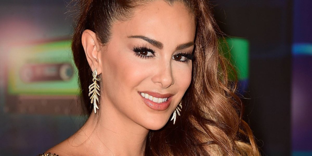 Ninel Conde Publica Una Sexy Foto En Bikini Pero La Critican Por Su