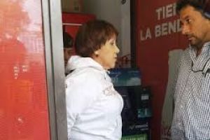blanca-stalling-peluca.jpg