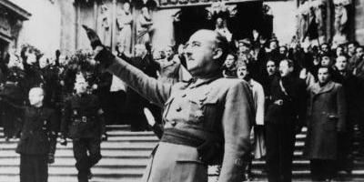 Parlamento español votó proyecto para trasladar los restos de Franco