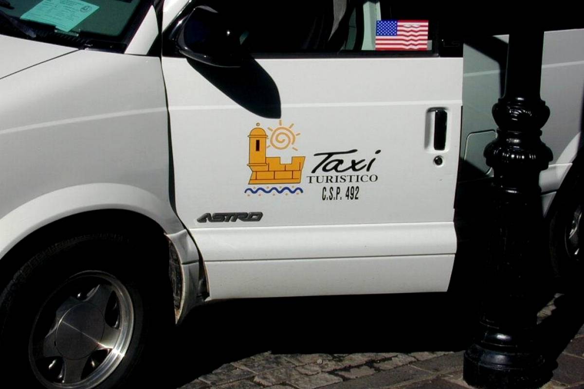 Uber envía mensaje a taxistas en Puerto Rico para que se registren en