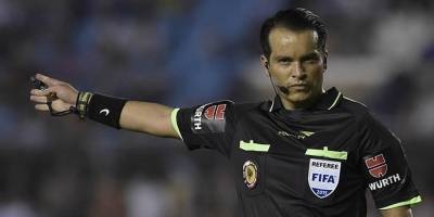 Asociación árbitros Ecuador defenderá a juez ante pedido castigo de Barcelona