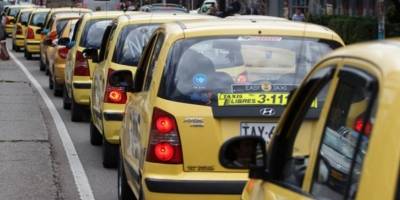 Bogotá: Tarifas de taxi aumentarán con el fin del taxímetro