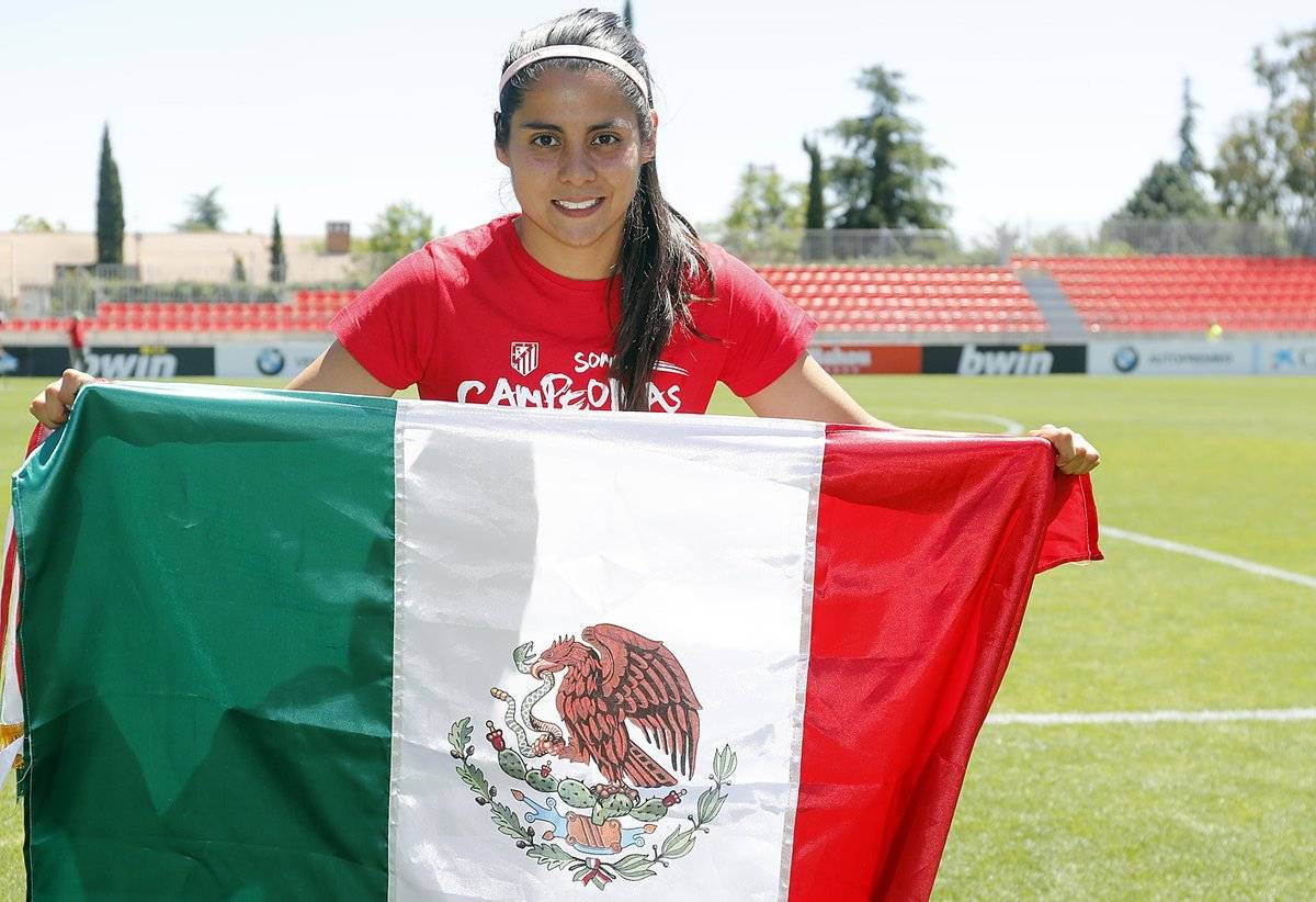Futbolista mexicana se corona campeona de la Liga de España
