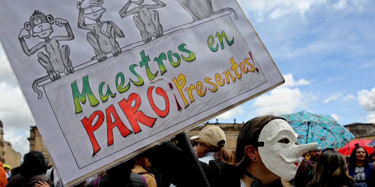 AsÃ­ se desarrolla el paro de maestros en las calles de BogotÃ¡