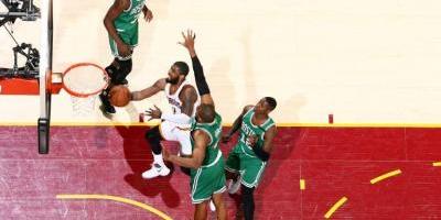 Entrenador de los Cavaliers sabe conservar la serenidad en el caos Entrenador de los Cavaliers sabe conservar la serenidad en el caos