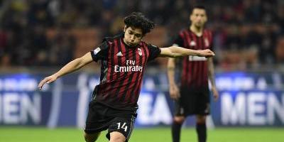 Milan acaba la temporada con derrota ante Cagliari