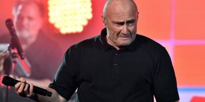 Internaron a Phil Collins tras sufrir un fuerte golpe Internaron a Phil Collins tras sufrir un fuerte golpe