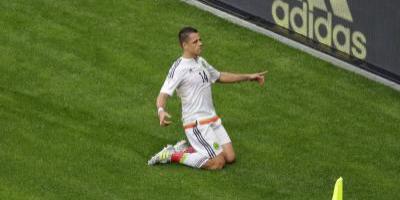 Cristiano Ronaldo se queja del estado del terreno de juego Cristiano Ronaldo se queja del estado del terreno de juego