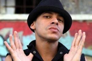 Hospitalizan a Vico C en Ponce