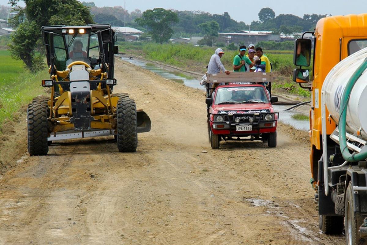Arreglan calles de San Jacinto y Colimes, en Guayas - Metro Ecuador (Comunicado de prensa)