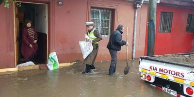 Más de 70 casas anegadas en la provincia de Talca — Sistema frontal