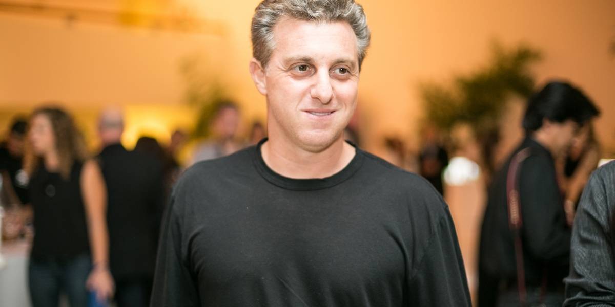 Resultado de imagem para luciano huck