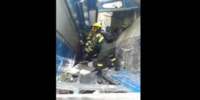 Aparatoso accidente deja tres muertos y 27 heridos en vía del Atlántico