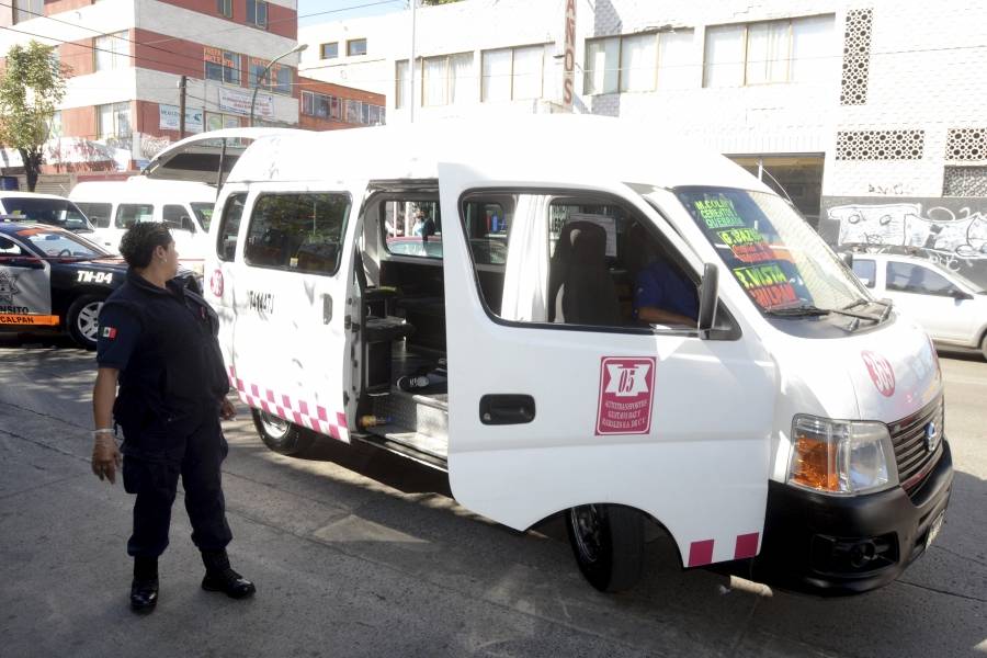 Chofer de combi viola a menor de 16 años en Los Reyes-La Paz