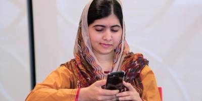 Malala Yousafzai abre su cuenta de Twitter