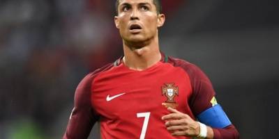 Las masas se agolpan en China por Cristiano Ronaldo Las masas se agolpan en China por Cristiano Ronaldo