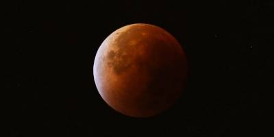 Explican el origen de la misteriosa 'luna rectangular' vista en EEUU