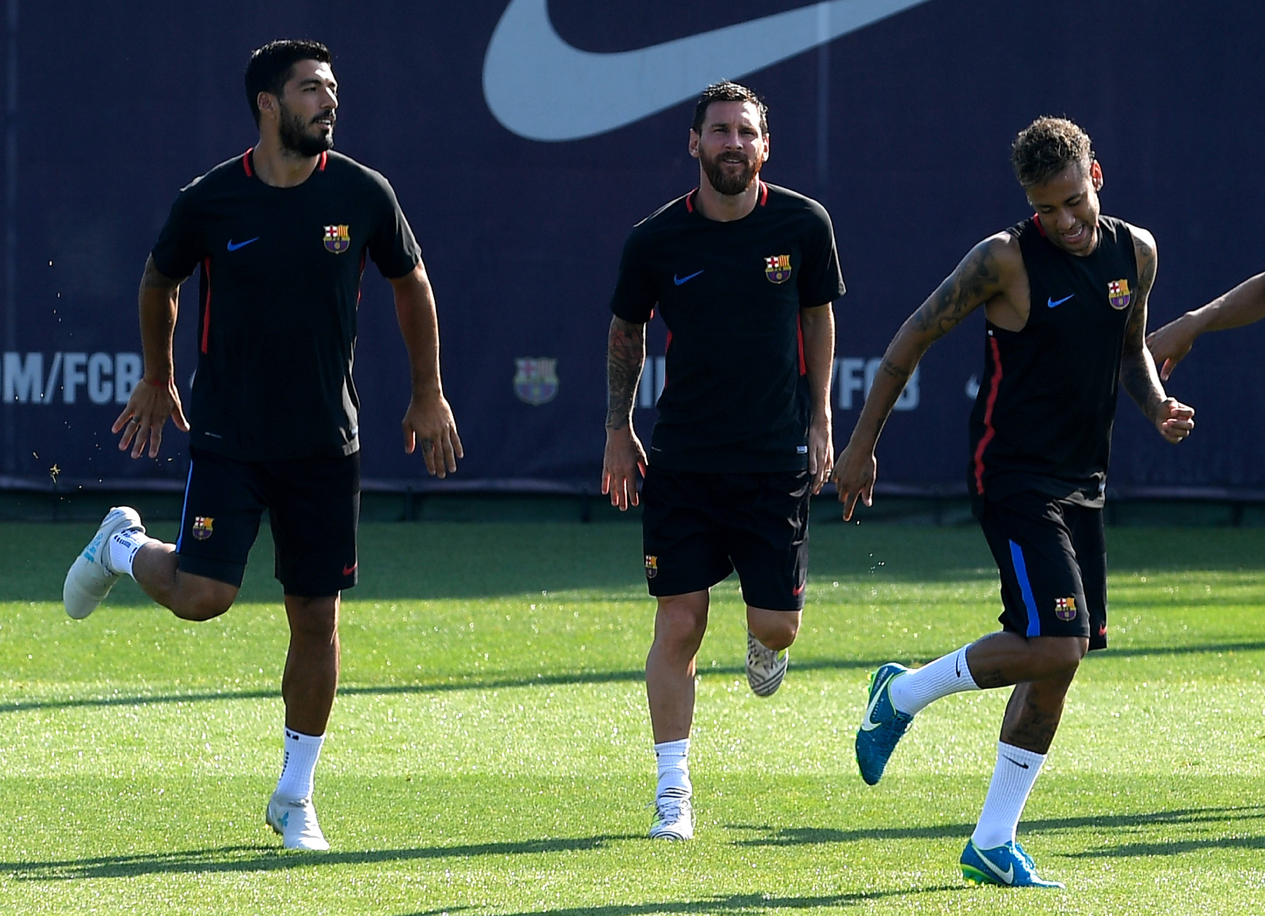El brasileño trabaja la pretemporada con el Barcelona.