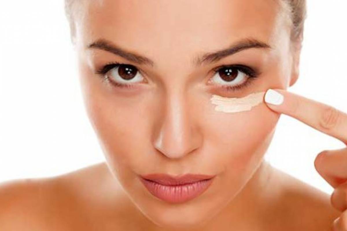 Para qué sirve cada corrector de maquillaje Nueva Mujer