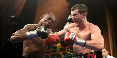 Arrestan a ex campeón mundial de boxeo en Arkansas
