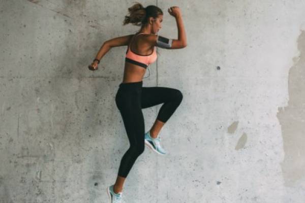 rutina fitness mujer para adelgazar