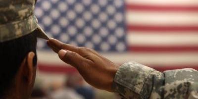 Trump dice que no serán aceptados en fuerzas armadas — Transgéneros