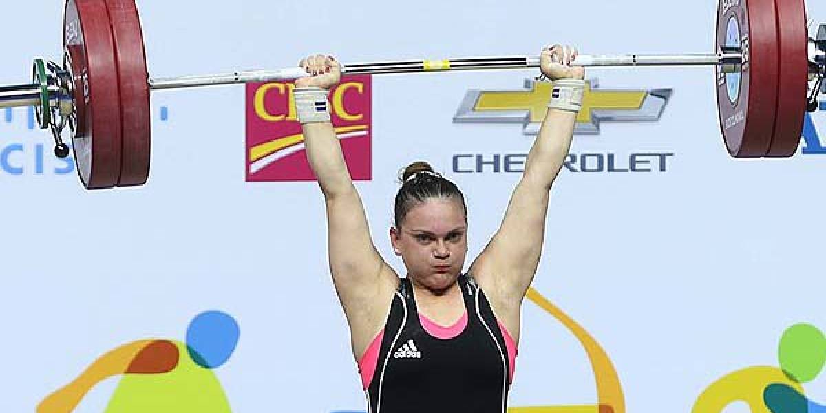 Dos oros y una plata para María Fernanda Valdés en el Panamericano