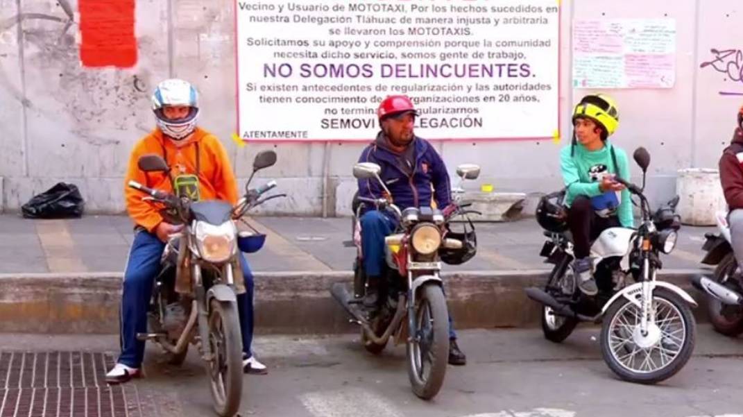 Aplican operativo contra mototaxistas en la Venustiano Carranza