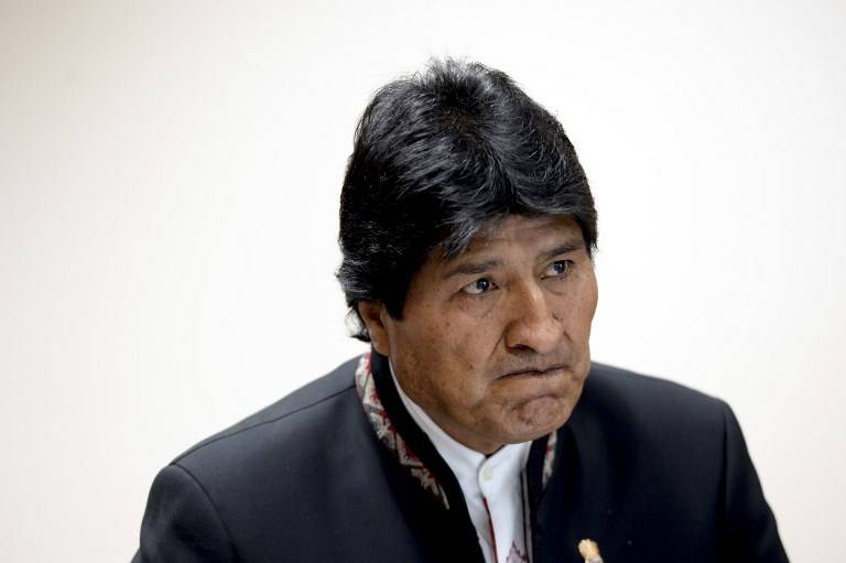 Evo Morales haciendo un gesto