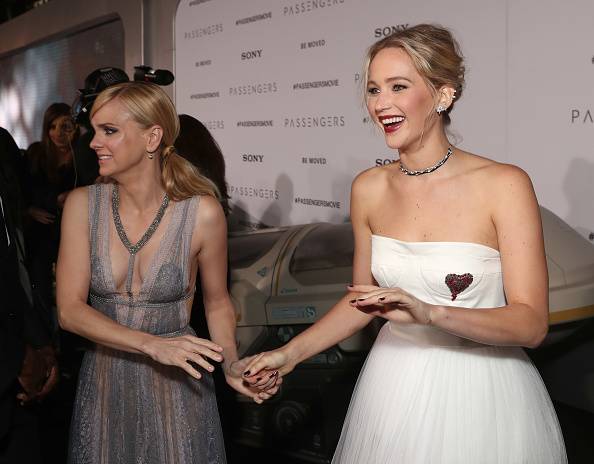 Anna Faris, Jennifer Lawrence