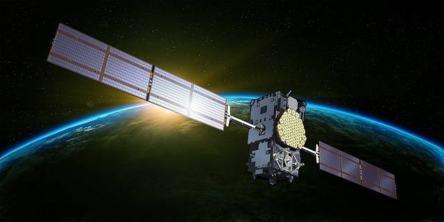 Satélite cerca de la Tierra