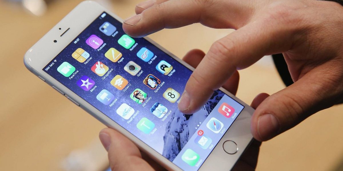 Google paga millones a Apple para permanecer en iPhone Google paga millones a Apple para permanecer en iPhone