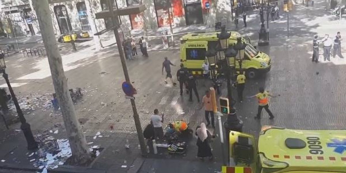 Atentado en Barcelona deja 13 muertos y 100 heridos