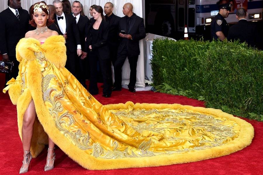 Rihanna Met Gala