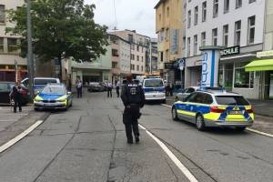 https://www.publimetro.com.mx/mx/noticias/2017/08/18/ataque-cuchillo-alemania-deja-muerto-herido.html
