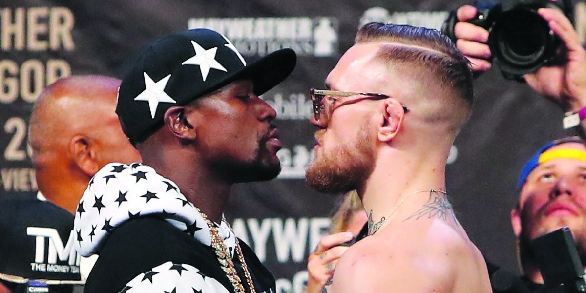 Resultado de imagen para pesaje mayweather vs mcgregor
