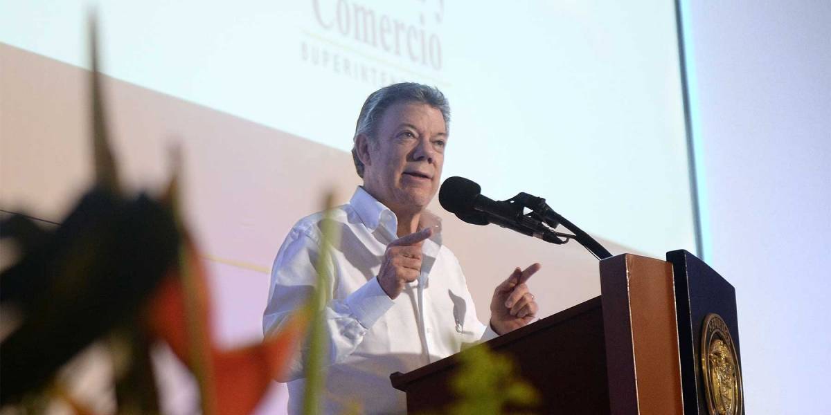 SuperIndustria abrirá pliego de cargos a implicados en el 'cartel de frutas' SuperIndustria abrirá pliego de cargos a implicados en el 'cartel de frutas'