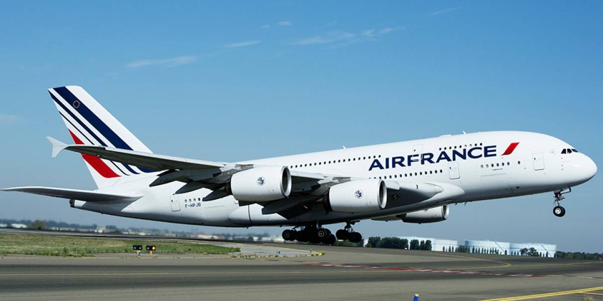 Continúa la huelga en Air France para demandar aumento salarial