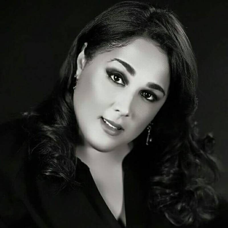 Rosa Aurora,