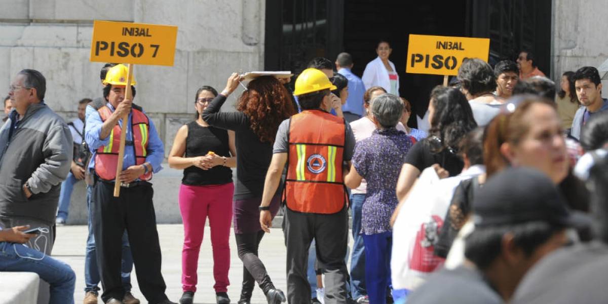 Cancelan simulacro por sismo del 85 en Oaxaca para evitar pánico Cancelan simulacro por sismo del 85 en Oaxaca para evitar pánico