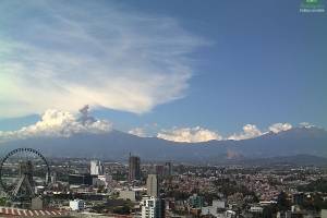 Volcán Popocatépetl hace erupción tras terremoto de 7.1