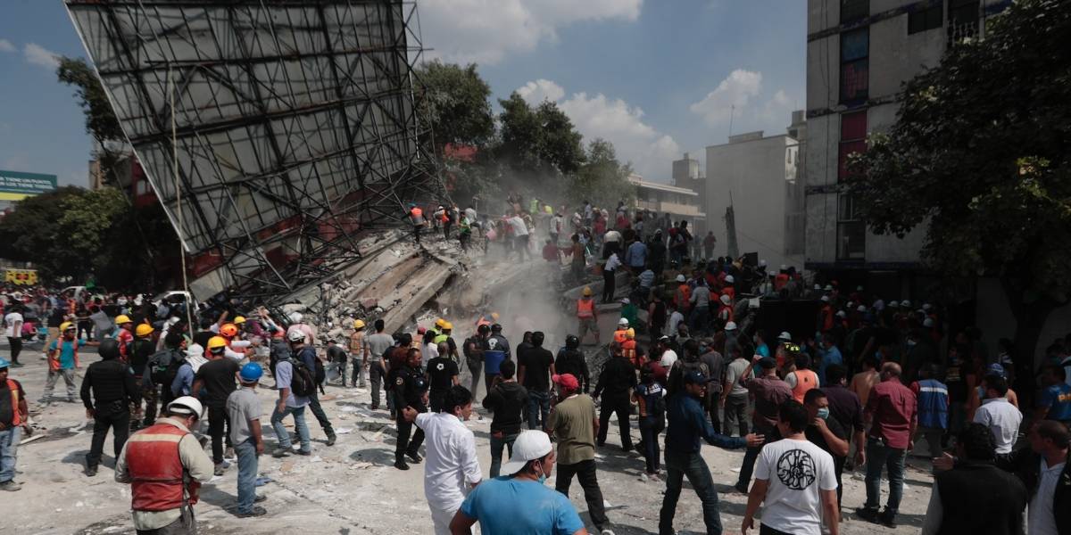 Reportan 119 muertos por sismo en México