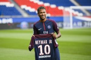 Neymar, presentado con el PSG