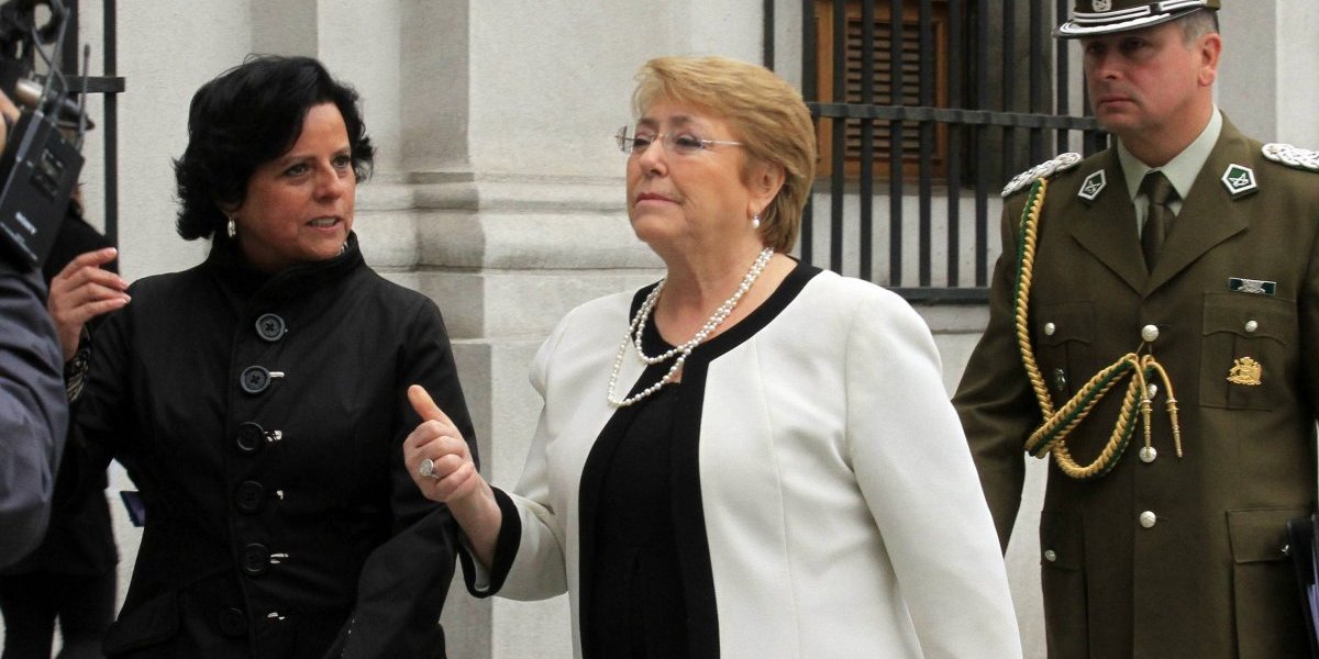 Bachelet rechaza renuncia de Aleuy y subsecretario hará uso de feriado legal