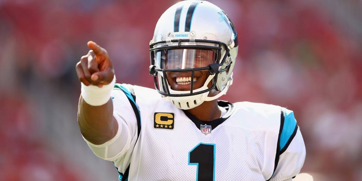 Cam Newton se burla de una reportera