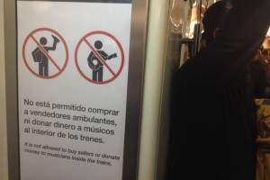 Letrero de Metro