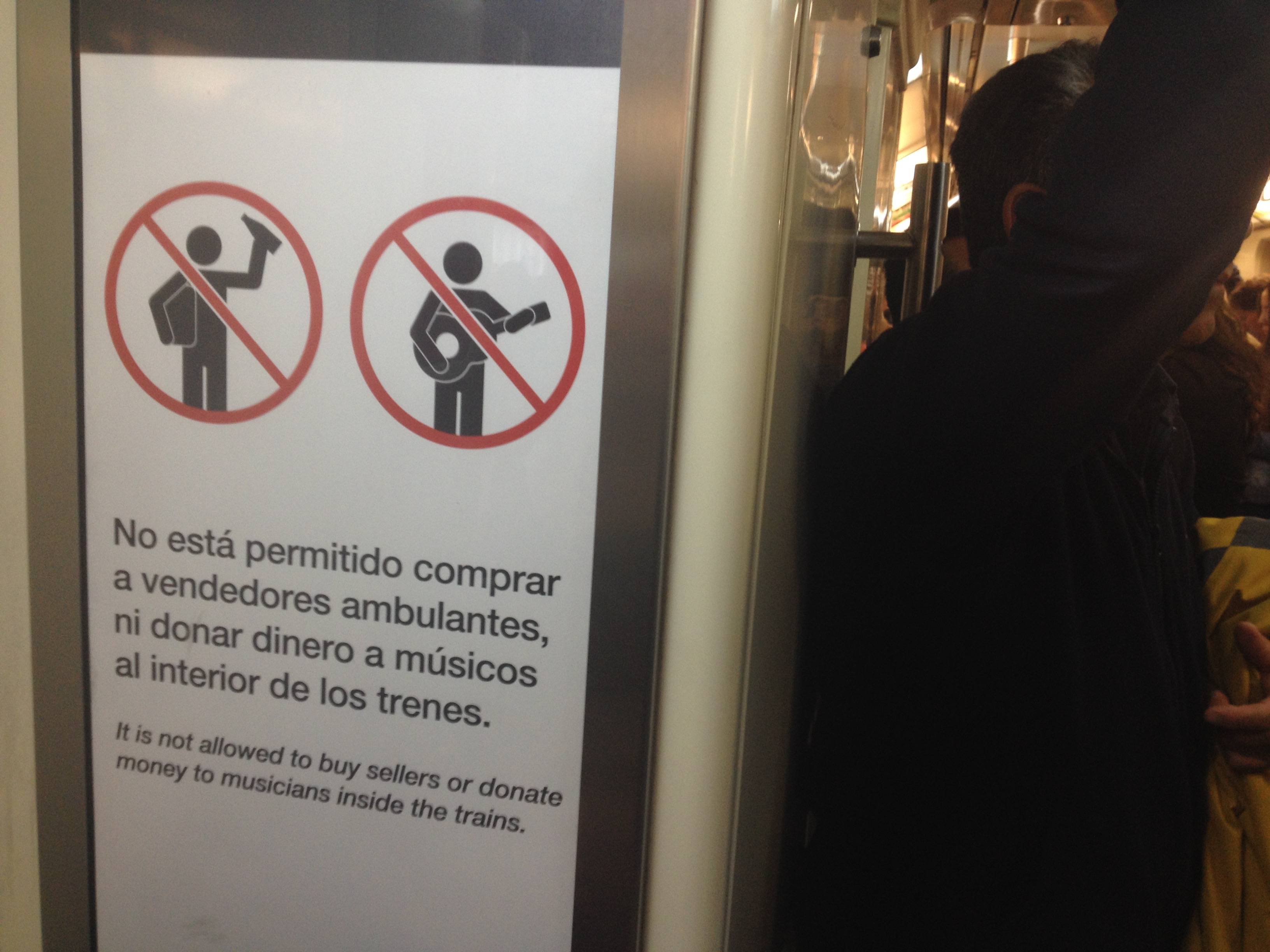 Letrero de Metro