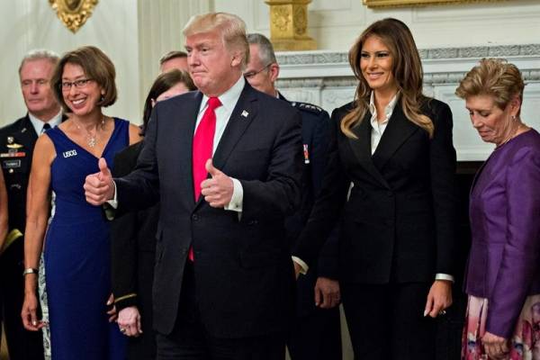 Trump ofreció a ex esposa la embajada de la República Checa