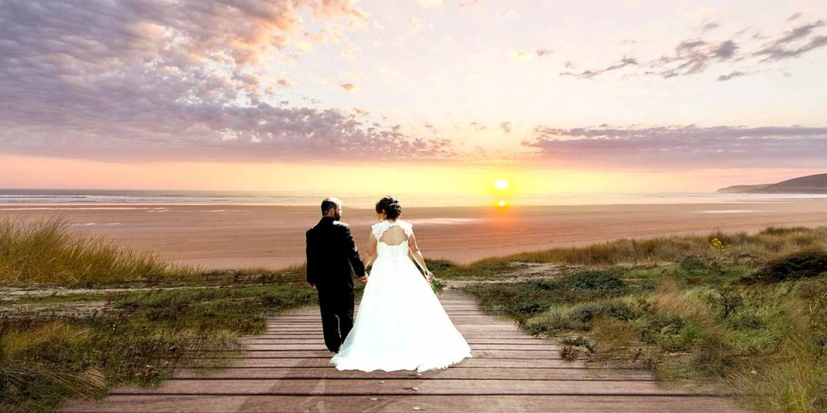 novios se toman fotografía de bodas en situación íntima publimetro