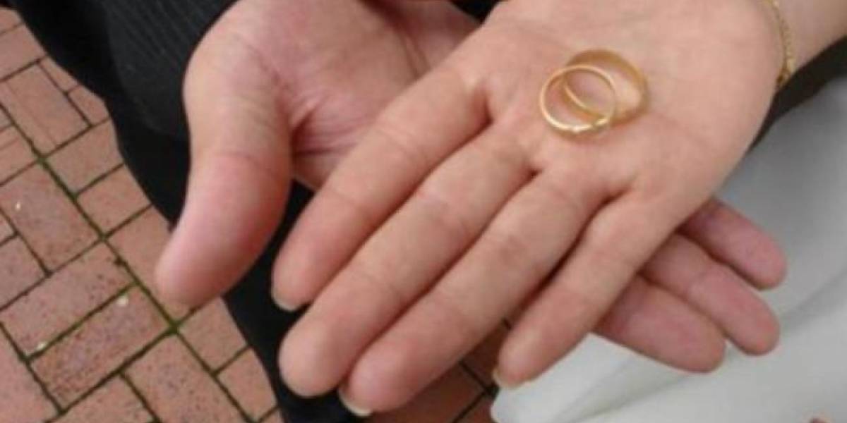 Se venga de infidelidad en plena boda Se venga de infidelidad en plena boda